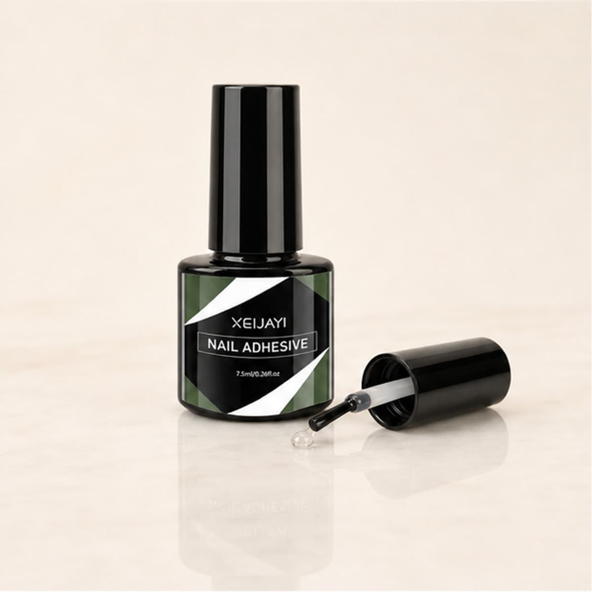 Gel Adhésif 3-en-1 complete product view on a warm ivory background