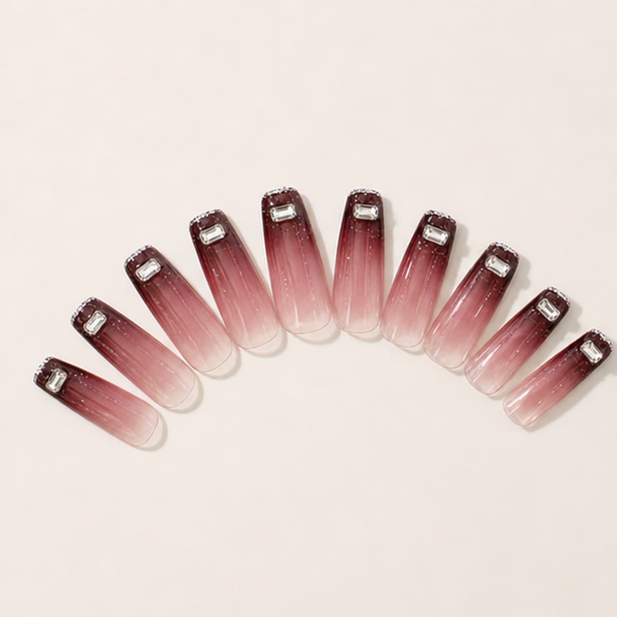 Givre Rubis complete product view on a warm ivory background